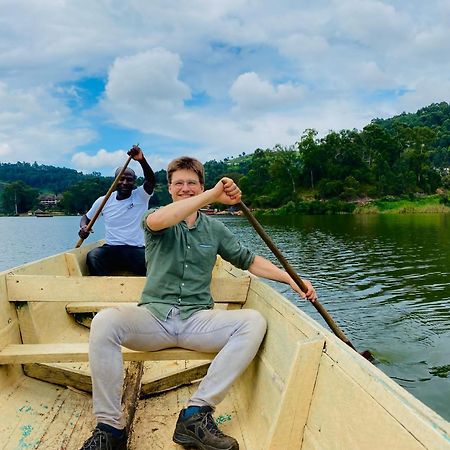 Om Hostel Bunyonyi Kabale Экстерьер фото