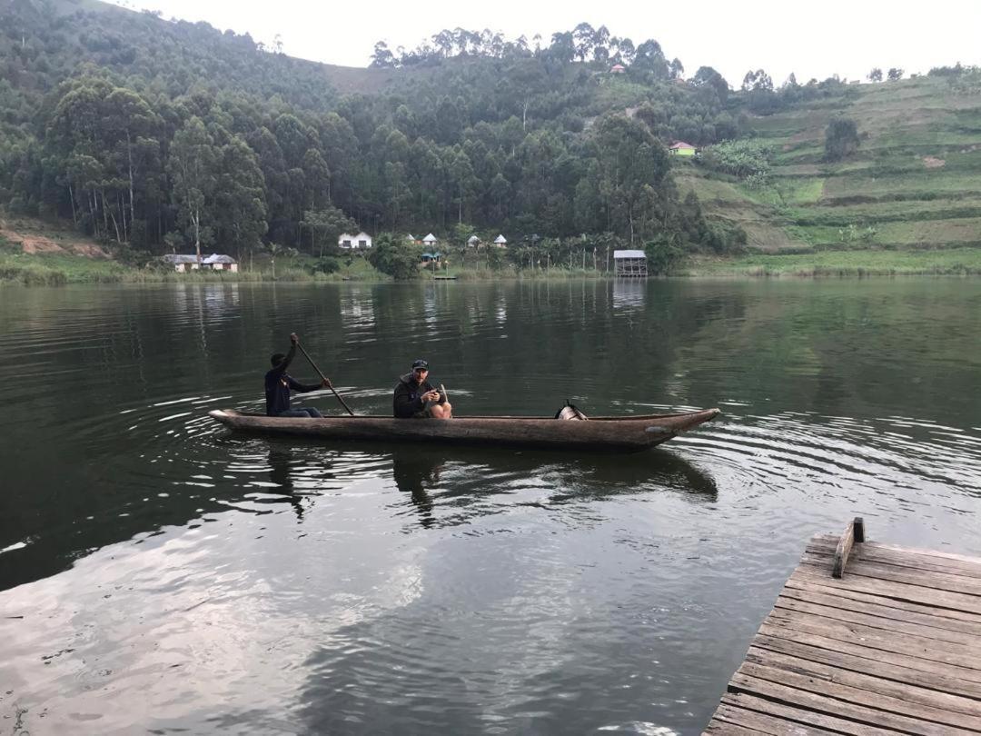 Om Hostel Bunyonyi Kabale Экстерьер фото