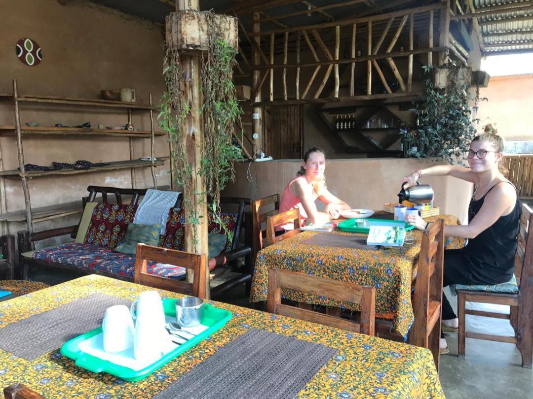 Om Hostel Bunyonyi Kabale Экстерьер фото