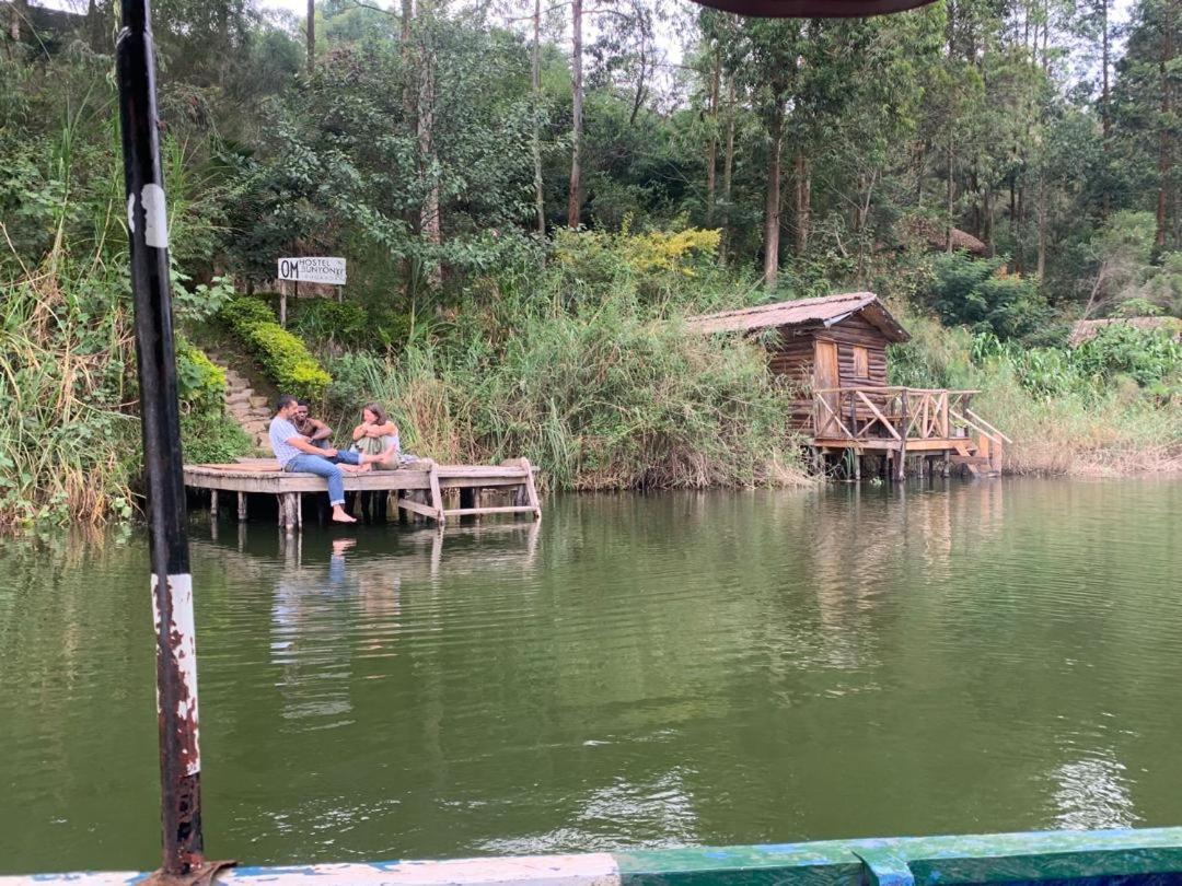 Om Hostel Bunyonyi Kabale Экстерьер фото