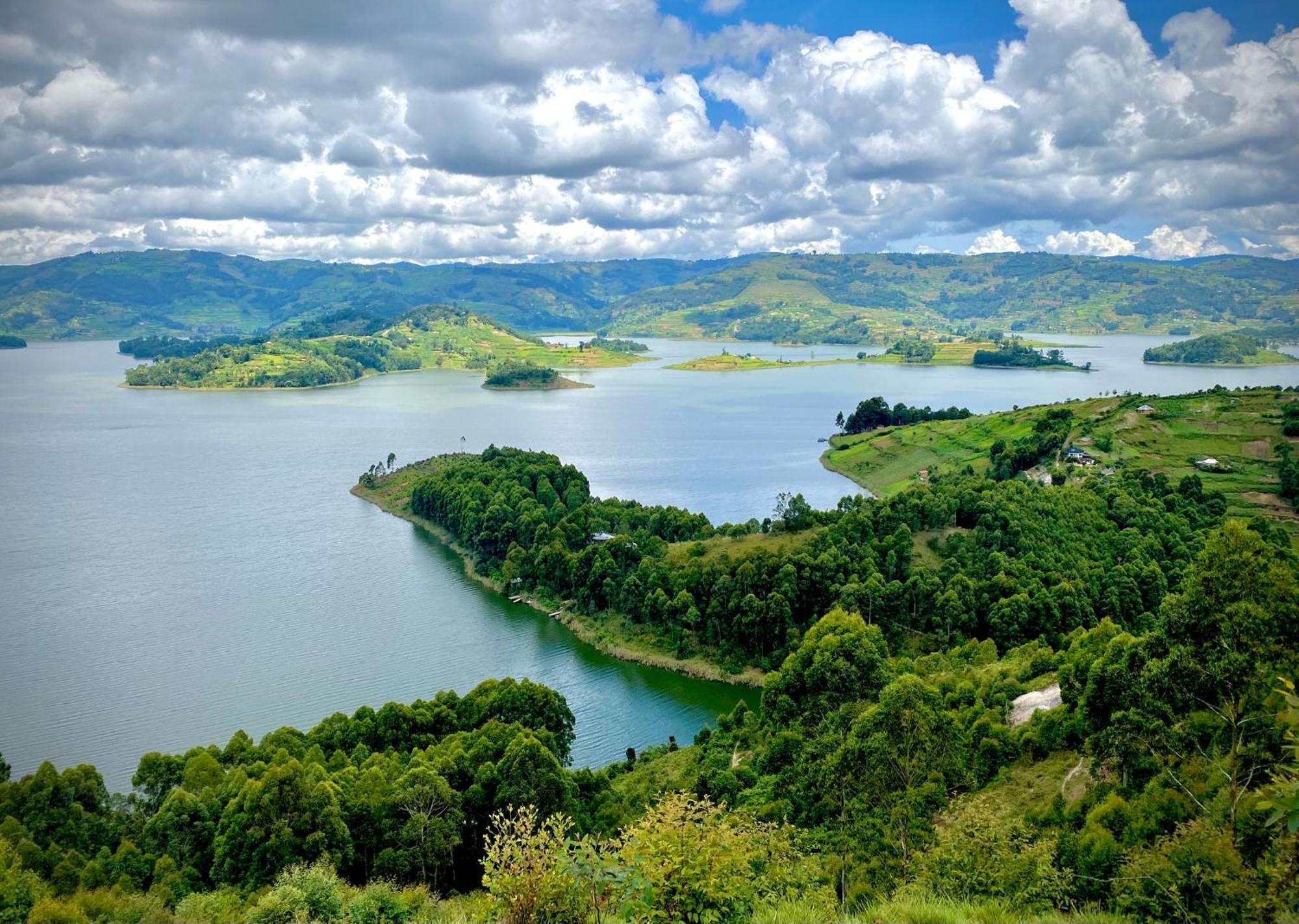 Om Hostel Bunyonyi Kabale Экстерьер фото